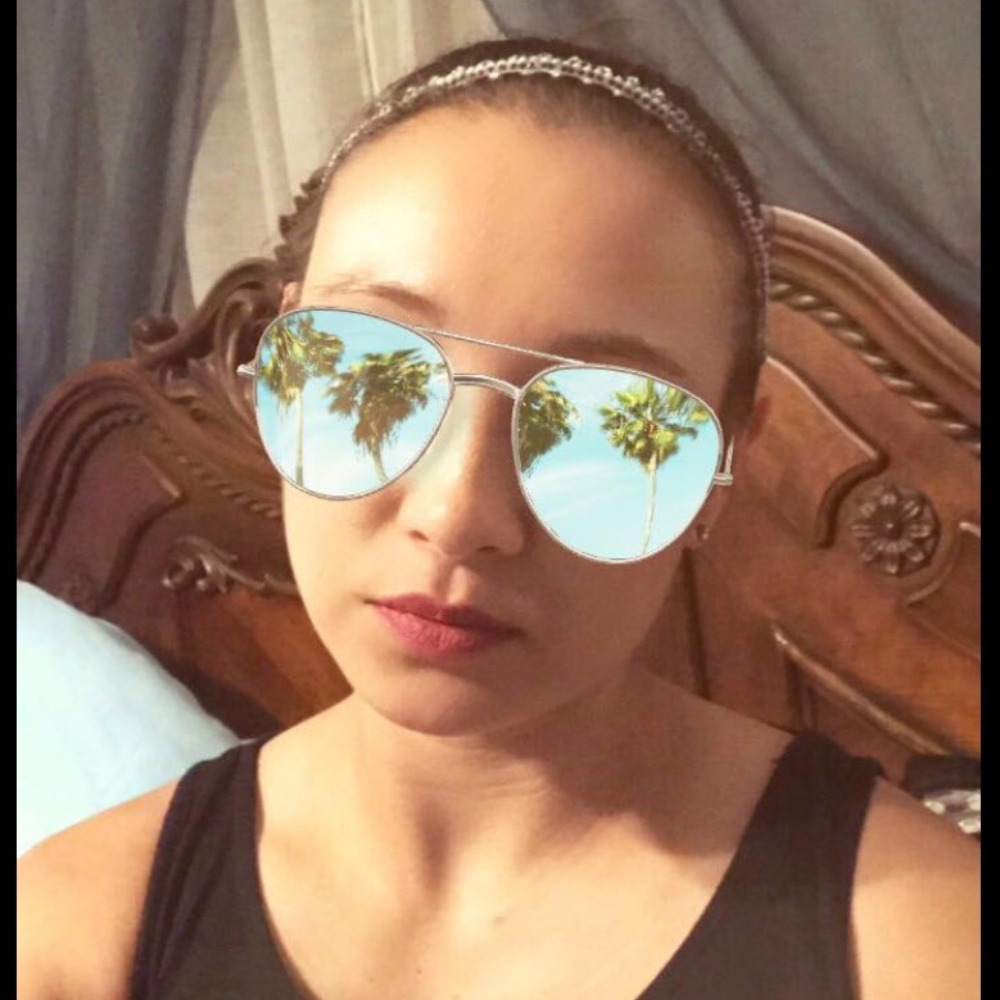 Meet your Posher, Jennifer